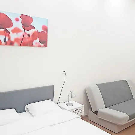 Appartamento Akacfa 36 91 Mt 3 Bedroom District 7 Budapest